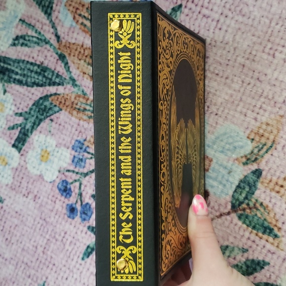 The Serpent and the Wings of Night Jewelry Book - Picture 6 of 6